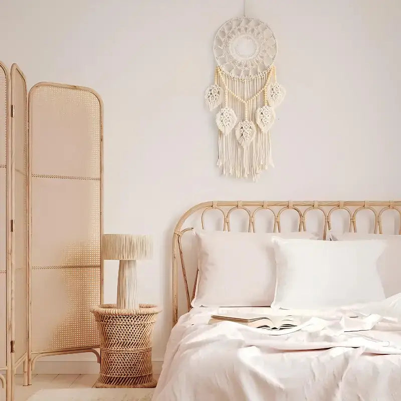 Boho Leaf Macramé Dreamcatcher – Natural Cotton Wall Hanging