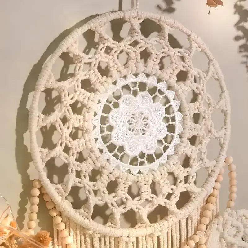 Boho Leaf Macramé Dreamcatcher – Natural Cotton Wall Hanging